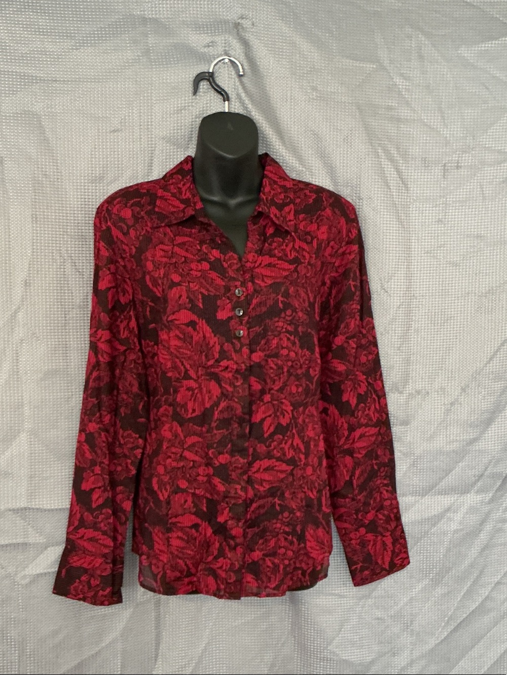 Coldwater Creek Red and Black Floral Button-Down Shirt